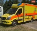 Желтый Мерседес Sprinter, объемом двигателя 2.5 л и пробегом 440 тыс. км за 24800 $, фото 1 на Automoto.ua