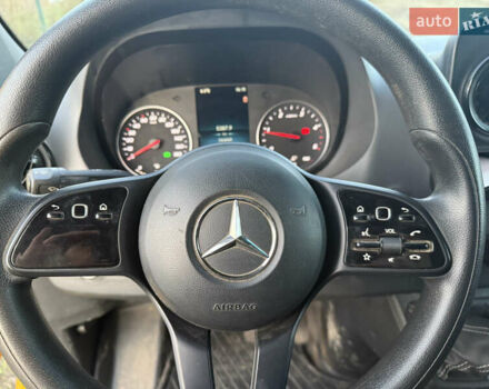 Жовтий Мерседес Sprinter, об'ємом двигуна 3 л та пробігом 16 тис. км за 58476 $, фото 7 на Automoto.ua