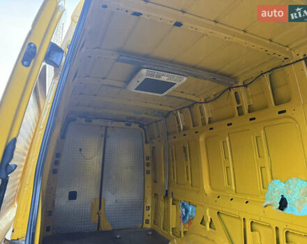 Жовтий Мерседес Sprinter, об'ємом двигуна 3 л та пробігом 16 тис. км за 58476 $, фото 14 на Automoto.ua