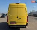 Желтый Мерседес Sprinter, объемом двигателя 2.14 л и пробегом 327 тыс. км за 21500 $, фото 5 на Automoto.ua