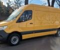 Желтый Мерседес Sprinter, объемом двигателя 3 л и пробегом 330 тыс. км за 38500 $, фото 18 на Automoto.ua