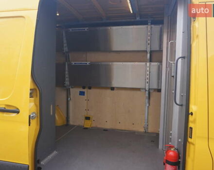 Желтый Мерседес Sprinter, объемом двигателя 0 л и пробегом 72 тыс. км за 18000 $, фото 36 на Automoto.ua