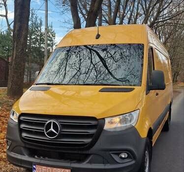 Желтый Мерседес Sprinter, объемом двигателя 3 л и пробегом 330 тыс. км за 38500 $, фото 20 на Automoto.ua