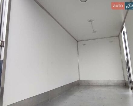 Жовтий Мерседес Sprinter, об'ємом двигуна 0 л та пробігом 182 тис. км за 29700 $, фото 17 на Automoto.ua