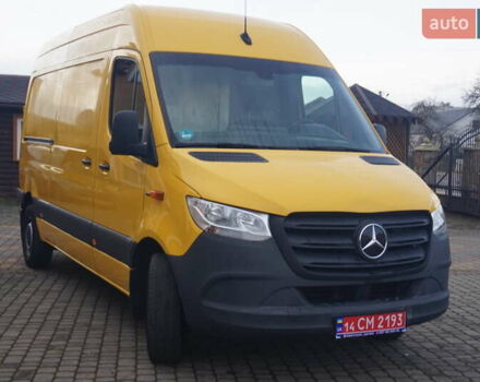 Желтый Мерседес Sprinter, объемом двигателя 0 л и пробегом 72 тыс. км за 18000 $, фото 2 на Automoto.ua