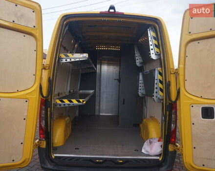 Желтый Мерседес Sprinter, объемом двигателя 0 л и пробегом 72 тыс. км за 18000 $, фото 39 на Automoto.ua