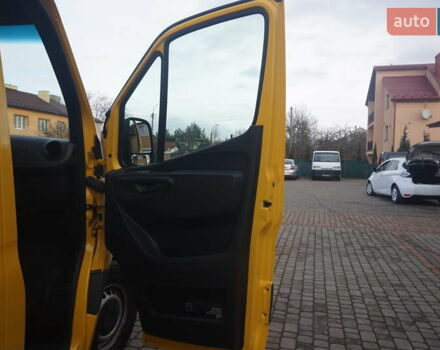 Желтый Мерседес Sprinter, объемом двигателя 0 л и пробегом 72 тыс. км за 18000 $, фото 33 на Automoto.ua