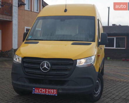 Желтый Мерседес Sprinter, объемом двигателя 0 л и пробегом 72 тыс. км за 18000 $, фото 1 на Automoto.ua