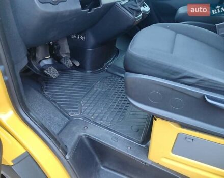 Жовтий Мерседес Sprinter, об'ємом двигуна 0 л та пробігом 182 тис. км за 29700 $, фото 25 на Automoto.ua
