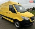 Желтый Мерседес Sprinter, объемом двигателя 1.95 л и пробегом 67 тыс. км за 27999 $, фото 1 на Automoto.ua