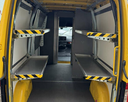 Жовтий Мерседес Sprinter, об'ємом двигуна 0 л та пробігом 34 тис. км за 22999 $, фото 32 на Automoto.ua