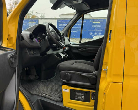 Жовтий Мерседес Sprinter, об'ємом двигуна 0 л та пробігом 34 тис. км за 22999 $, фото 4 на Automoto.ua