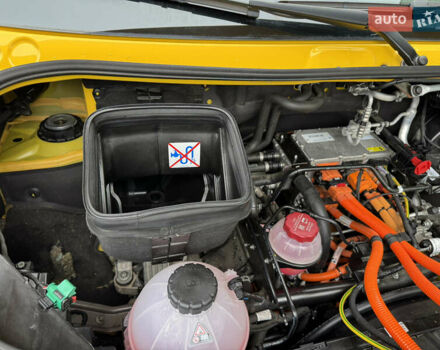 Жовтий Мерседес Sprinter, об'ємом двигуна 0 л та пробігом 34 тис. км за 22999 $, фото 55 на Automoto.ua