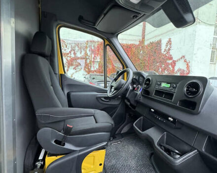 Жовтий Мерседес Sprinter, об'ємом двигуна 0 л та пробігом 34 тис. км за 22999 $, фото 17 на Automoto.ua