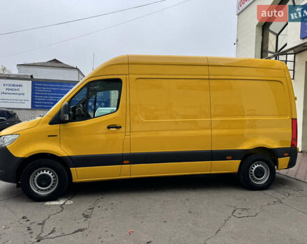 Жовтий Мерседес Sprinter, об'ємом двигуна 0 л та пробігом 34 тис. км за 22999 $, фото 3 на Automoto.ua