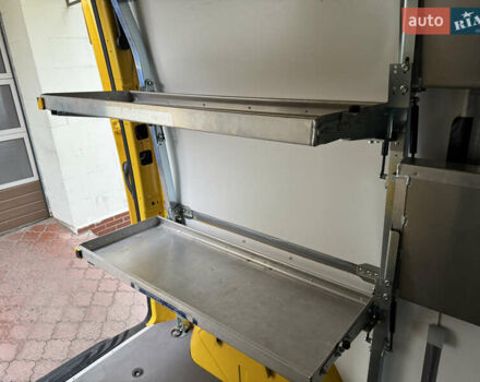 Жовтий Мерседес Sprinter, об'ємом двигуна 0 л та пробігом 34 тис. км за 22999 $, фото 37 на Automoto.ua