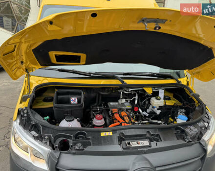 Жовтий Мерседес Sprinter, об'ємом двигуна 0 л та пробігом 34 тис. км за 22999 $, фото 52 на Automoto.ua