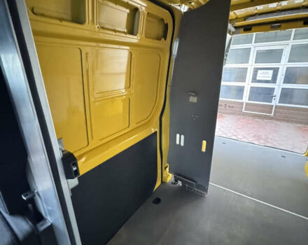 Жовтий Мерседес Sprinter, об'ємом двигуна 0 л та пробігом 34 тис. км за 22999 $, фото 45 на Automoto.ua