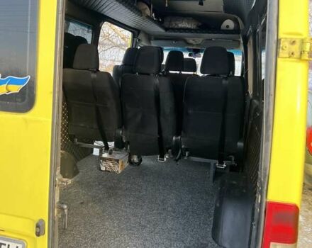 Желтый Мерседес Sprinter, объемом двигателя 2.69 л и пробегом 950 тыс. км за 9500 $, фото 15 на Automoto.ua