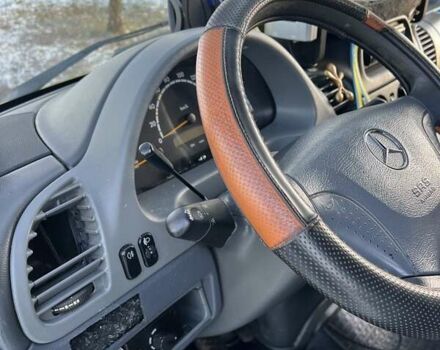 Желтый Мерседес Sprinter, объемом двигателя 2.69 л и пробегом 950 тыс. км за 9500 $, фото 11 на Automoto.ua