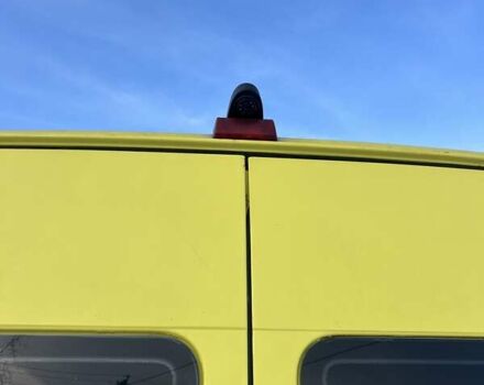 Желтый Мерседес Sprinter, объемом двигателя 2.69 л и пробегом 950 тыс. км за 9500 $, фото 4 на Automoto.ua
