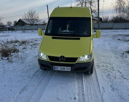 Желтый Мерседес Sprinter, объемом двигателя 2.69 л и пробегом 950 тыс. км за 9500 $, фото 6 на Automoto.ua