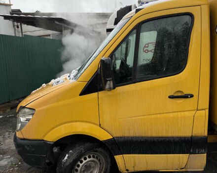 Жовтий Мерседес Sprinter, об'ємом двигуна 2.2 л та пробігом 470 тис. км за 6000 $, фото 3 на Automoto.ua