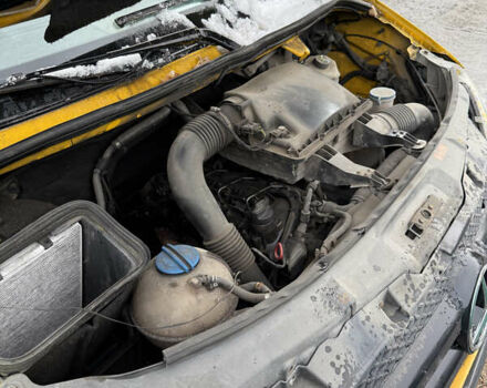 Жовтий Мерседес Sprinter, об'ємом двигуна 2.2 л та пробігом 470 тис. км за 6000 $, фото 16 на Automoto.ua