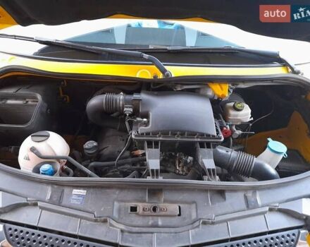 Желтый Мерседес Sprinter, объемом двигателя 3 л и пробегом 382 тыс. км за 32500 $, фото 9 на Automoto.ua