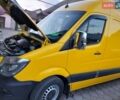 Желтый Мерседес Sprinter, объемом двигателя 3 л и пробегом 382 тыс. км за 32500 $, фото 7 на Automoto.ua