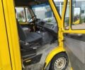 Желтый Мерседес Sprinter, объемом двигателя 2.3 л и пробегом 300 тыс. км за 3000 $, фото 13 на Automoto.ua
