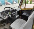 Желтый Мерседес Sprinter, объемом двигателя 2.3 л и пробегом 300 тыс. км за 3000 $, фото 10 на Automoto.ua