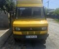 Желтый Мерседес Sprinter, объемом двигателя 2.3 л и пробегом 321 тыс. км за 2000 $, фото 1 на Automoto.ua