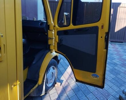 Жовтий Мерседес Sprinter, об'ємом двигуна 2.3 л та пробігом 350 тис. км за 4799 $, фото 3 на Automoto.ua