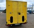 Желтый Мерседес Sprinter, объемом двигателя 2.3 л и пробегом 300 тыс. км за 3000 $, фото 2 на Automoto.ua