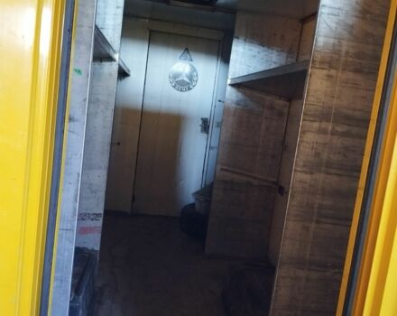 Жовтий Мерседес Sprinter, об'ємом двигуна 2.3 л та пробігом 350 тис. км за 4799 $, фото 4 на Automoto.ua