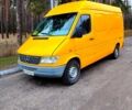 Желтый Мерседес Sprinter, объемом двигателя 2.9 л и пробегом 555 тыс. км за 5500 $, фото 1 на Automoto.ua