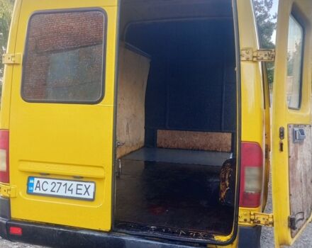 Желтый Мерседес Sprinter, объемом двигателя 2.9 л и пробегом 420 тыс. км за 5000 $, фото 5 на Automoto.ua