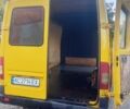 Желтый Мерседес Sprinter, объемом двигателя 2.9 л и пробегом 420 тыс. км за 5000 $, фото 5 на Automoto.ua