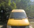 Желтый Мерседес Sprinter, объемом двигателя 2.87 л и пробегом 500 тыс. км за 6300 $, фото 1 на Automoto.ua
