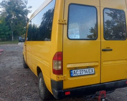 Желтый Мерседес Sprinter, объемом двигателя 2.9 л и пробегом 420 тыс. км за 5000 $, фото 7 на Automoto.ua