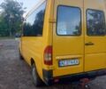 Желтый Мерседес Sprinter, объемом двигателя 2.9 л и пробегом 420 тыс. км за 5000 $, фото 7 на Automoto.ua