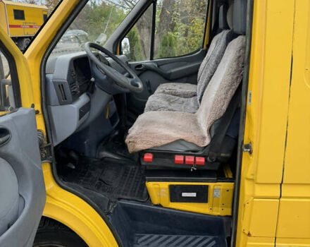 Желтый Мерседес Sprinter, объемом двигателя 2.87 л и пробегом 505 тыс. км за 4500 $, фото 9 на Automoto.ua