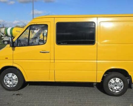 Жовтий Мерседес Sprinter, об'ємом двигуна 2.3 л та пробігом 267 тис. км за 5800 $, фото 1 на Automoto.ua
