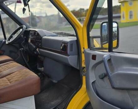 Жовтий Мерседес Sprinter, об'ємом двигуна 2.3 л та пробігом 267 тис. км за 5800 $, фото 32 на Automoto.ua