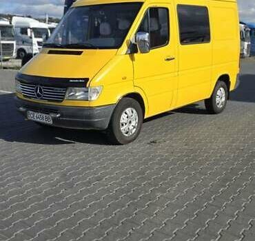 Жовтий Мерседес Sprinter, об'ємом двигуна 2.3 л та пробігом 267 тис. км за 5800 $, фото 25 на Automoto.ua