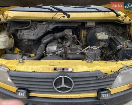Жовтий Мерседес Sprinter, об'ємом двигуна 2.3 л та пробігом 870 тис. км за 4500 $, фото 2 на Automoto.ua