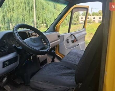 Жовтий Мерседес Sprinter, об'ємом двигуна 2.9 л та пробігом 799 тис. км за 4500 $, фото 5 на Automoto.ua