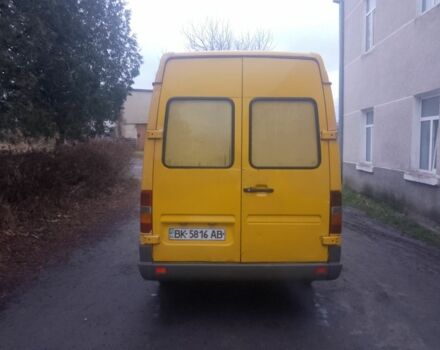 Желтый Мерседес Sprinter, объемом двигателя 0 л и пробегом 500 тыс. км за 3999 $, фото 5 на Automoto.ua
