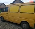 Жовтий Мерседес Sprinter, об'ємом двигуна 2.3 л та пробігом 300 тис. км за 4400 $, фото 2 на Automoto.ua